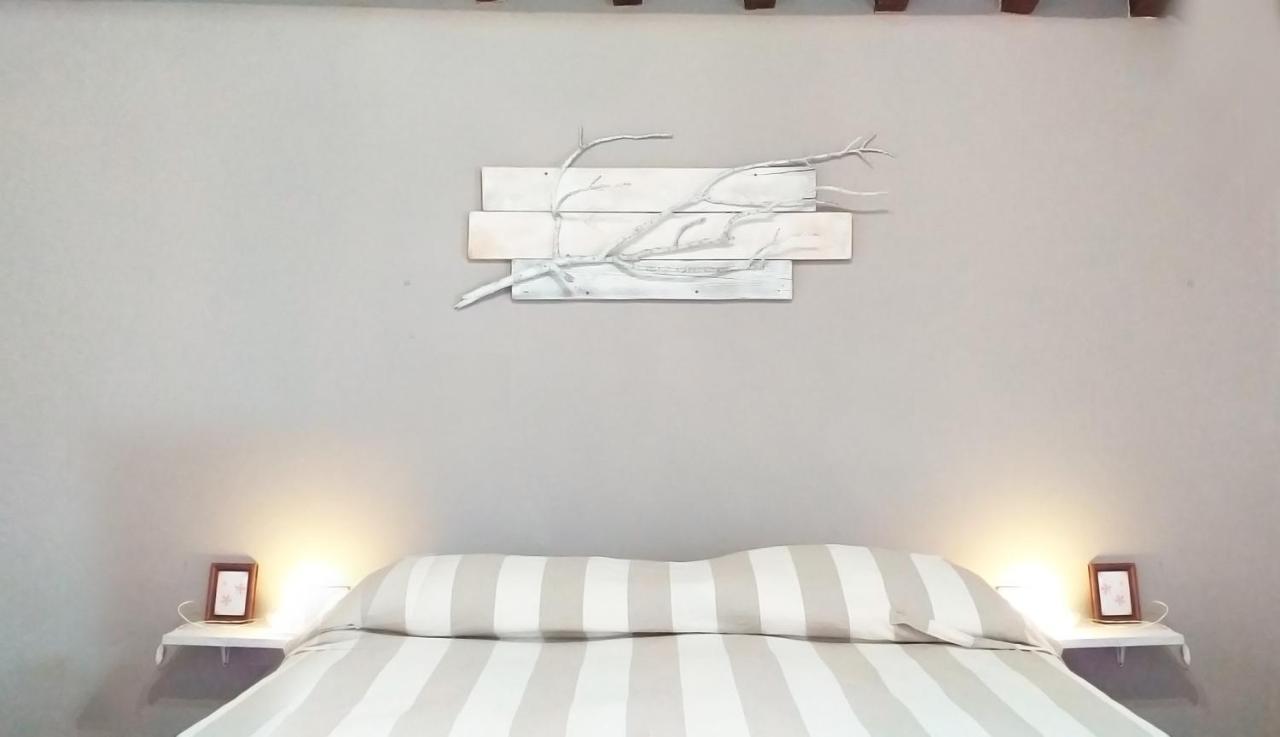 La Vecchia Fornace Guest House กอร์โตนา ภายนอก รูปภาพ