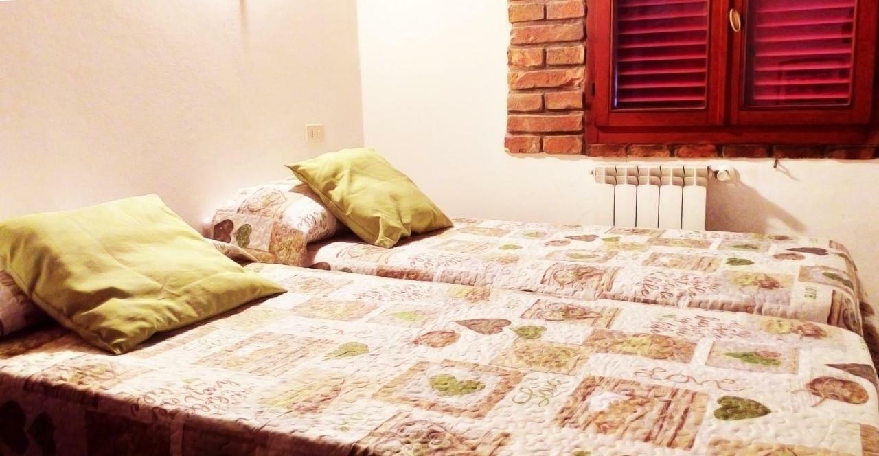 La Vecchia Fornace Guest House กอร์โตนา ภายนอก รูปภาพ