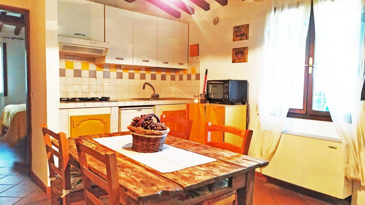 La Vecchia Fornace Guest House กอร์โตนา ภายนอก รูปภาพ