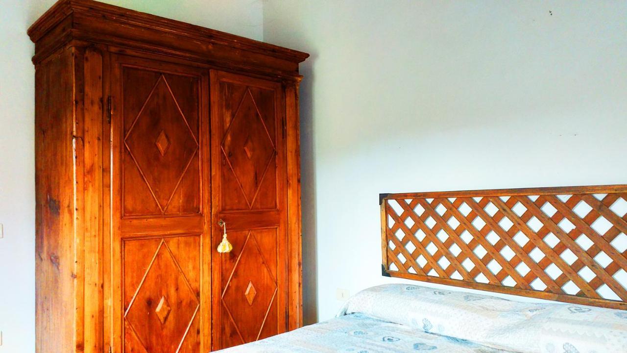 La Vecchia Fornace Guest House กอร์โตนา ภายนอก รูปภาพ